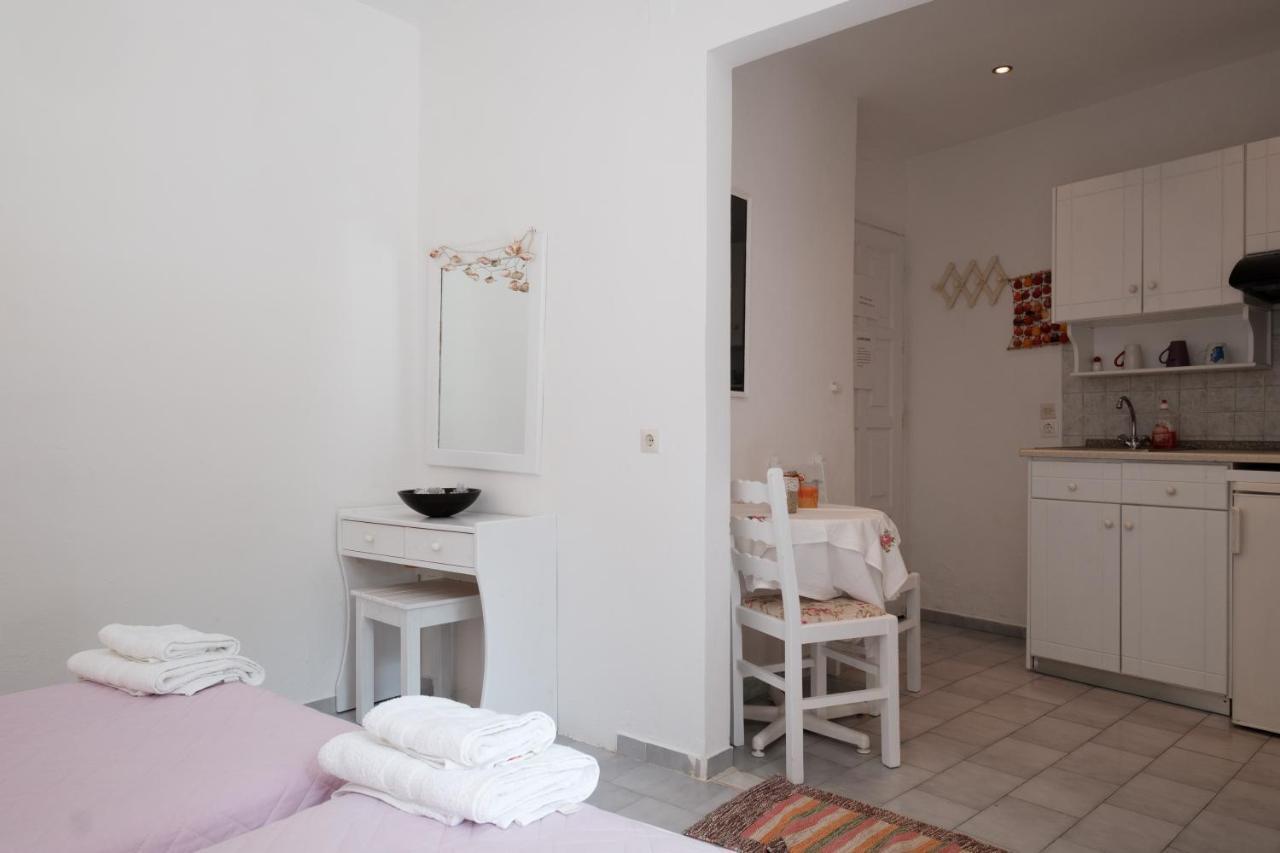 פאלאוקסטריצה Eftyxia Apartments מראה חיצוני תמונה