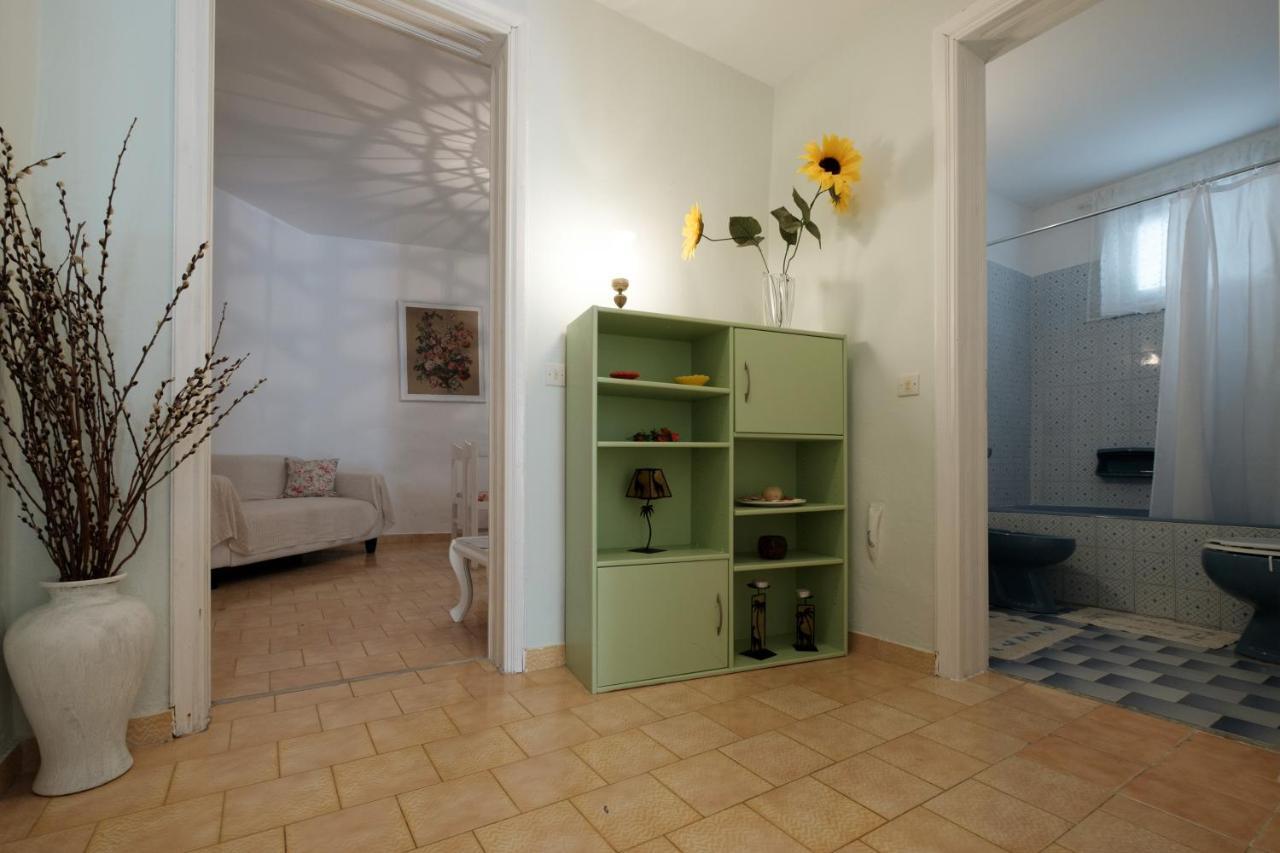 פאלאוקסטריצה Eftyxia Apartments מראה חיצוני תמונה