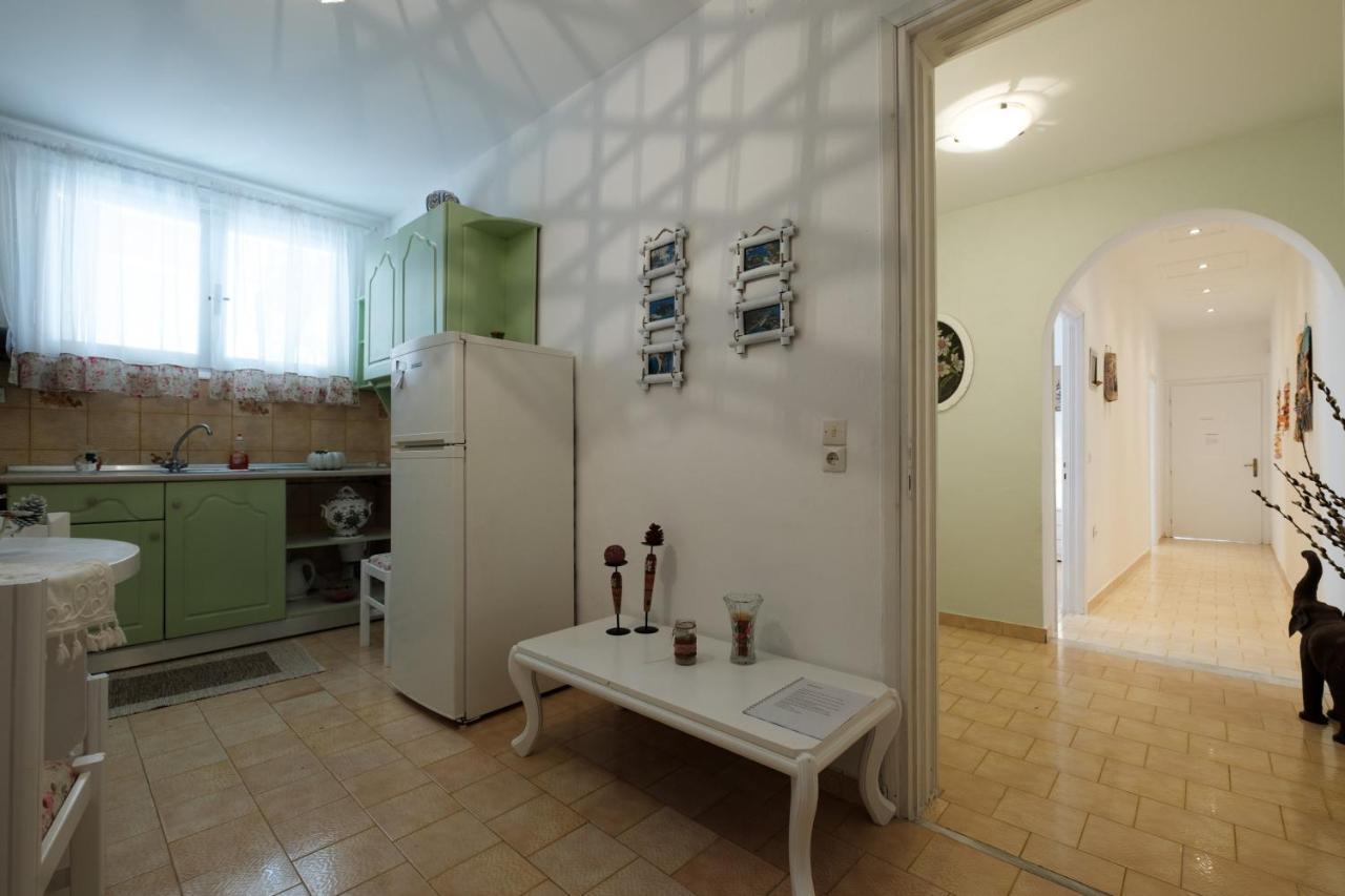 פאלאוקסטריצה Eftyxia Apartments מראה חיצוני תמונה