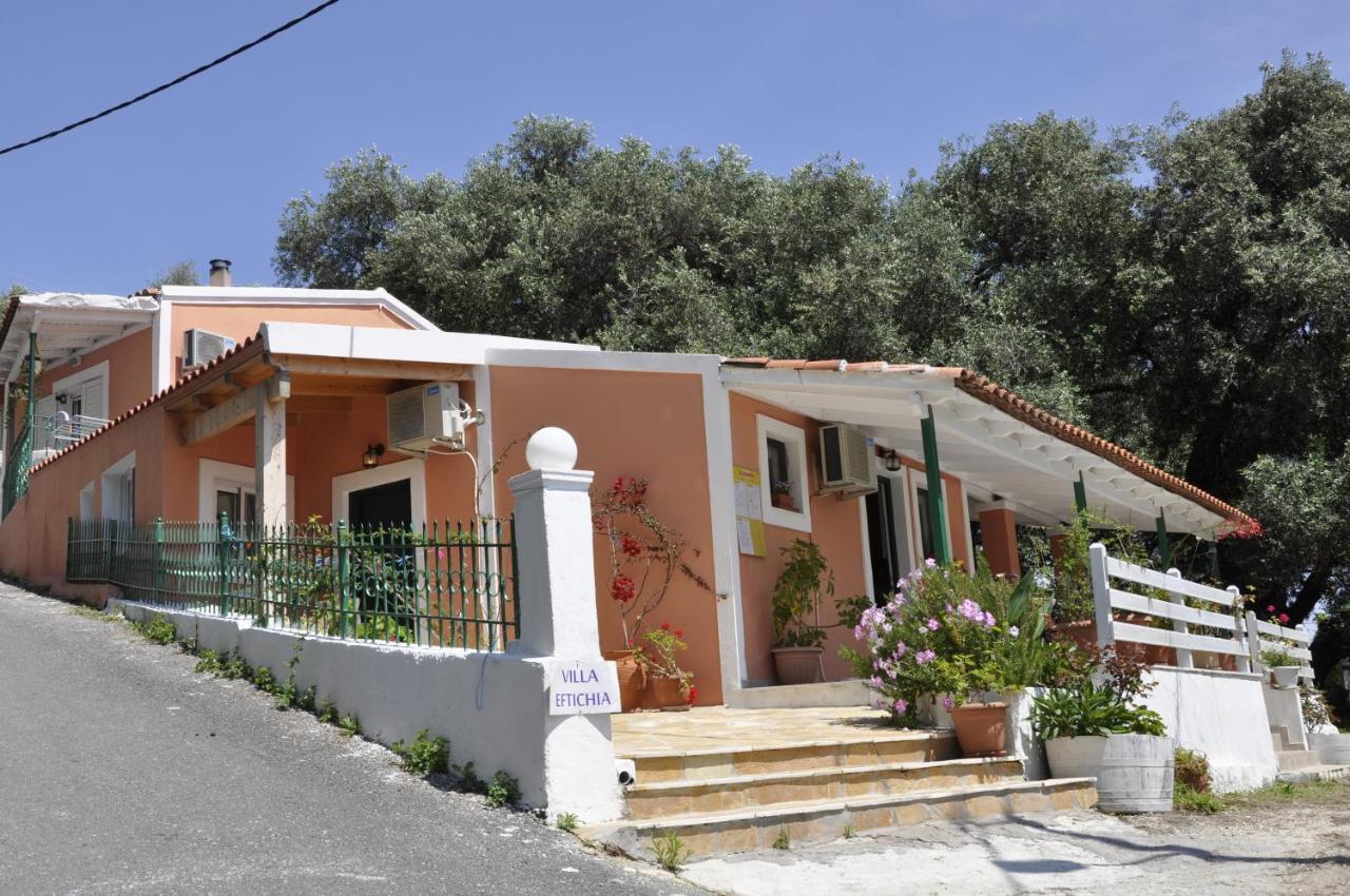 פאלאוקסטריצה Eftyxia Apartments מראה חיצוני תמונה